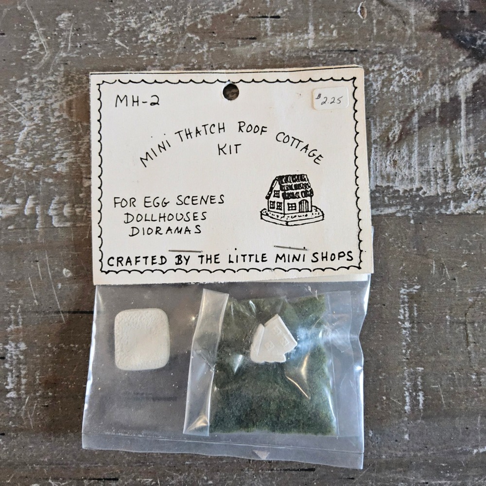 The Little Mini Shops Mini Thatch Roof Cottage Kit MH-2 White DIY Diorama